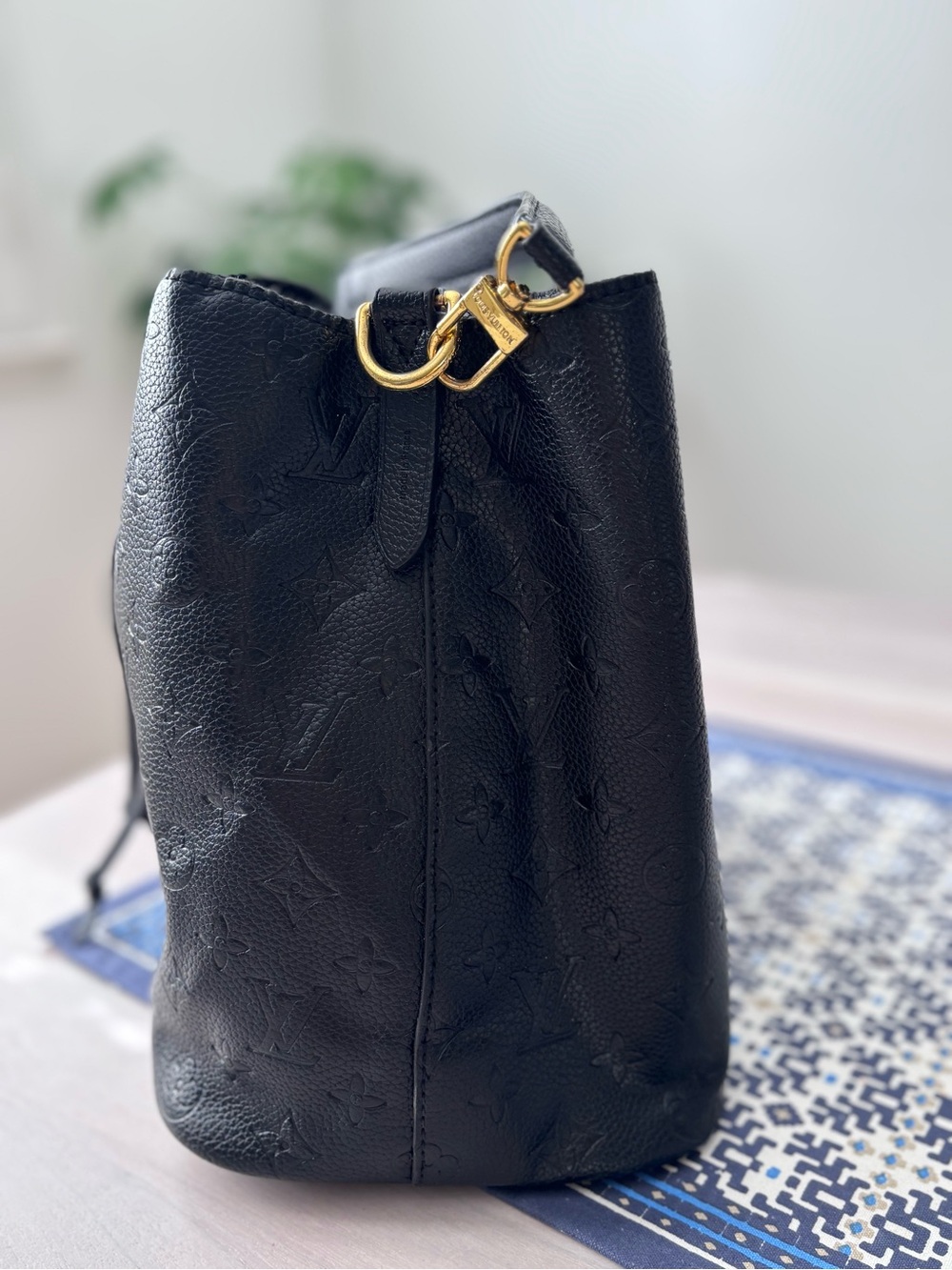 Louis Vuitton Black Embossed Leather Drawstring Bucket Shoulder Bag - Picture 2 of 6